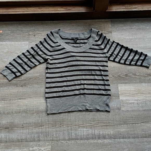 New York & Company Sweaters - 🪴 Womens Striped 3/4 Sleeve Sweater, Size L